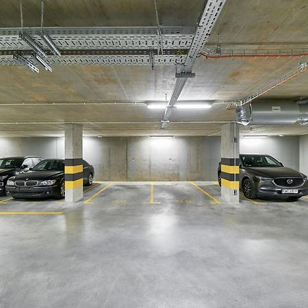 Exclusive Apartments Gwiazdzista With Free Garage Wroclaw By Noclegi Renters Buitenkant foto
