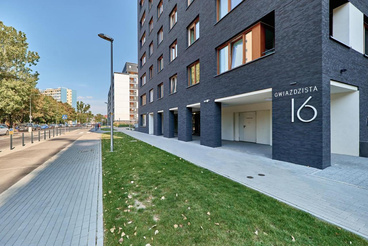 Exclusive Apartments Gwiazdzista With Free Garage Wroclaw By Noclegi Renters Buitenkant foto