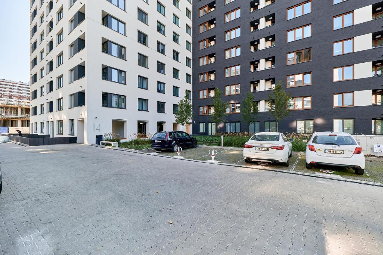 Exclusive Apartments Gwiazdzista With Free Garage Wroclaw By Noclegi Renters Buitenkant foto